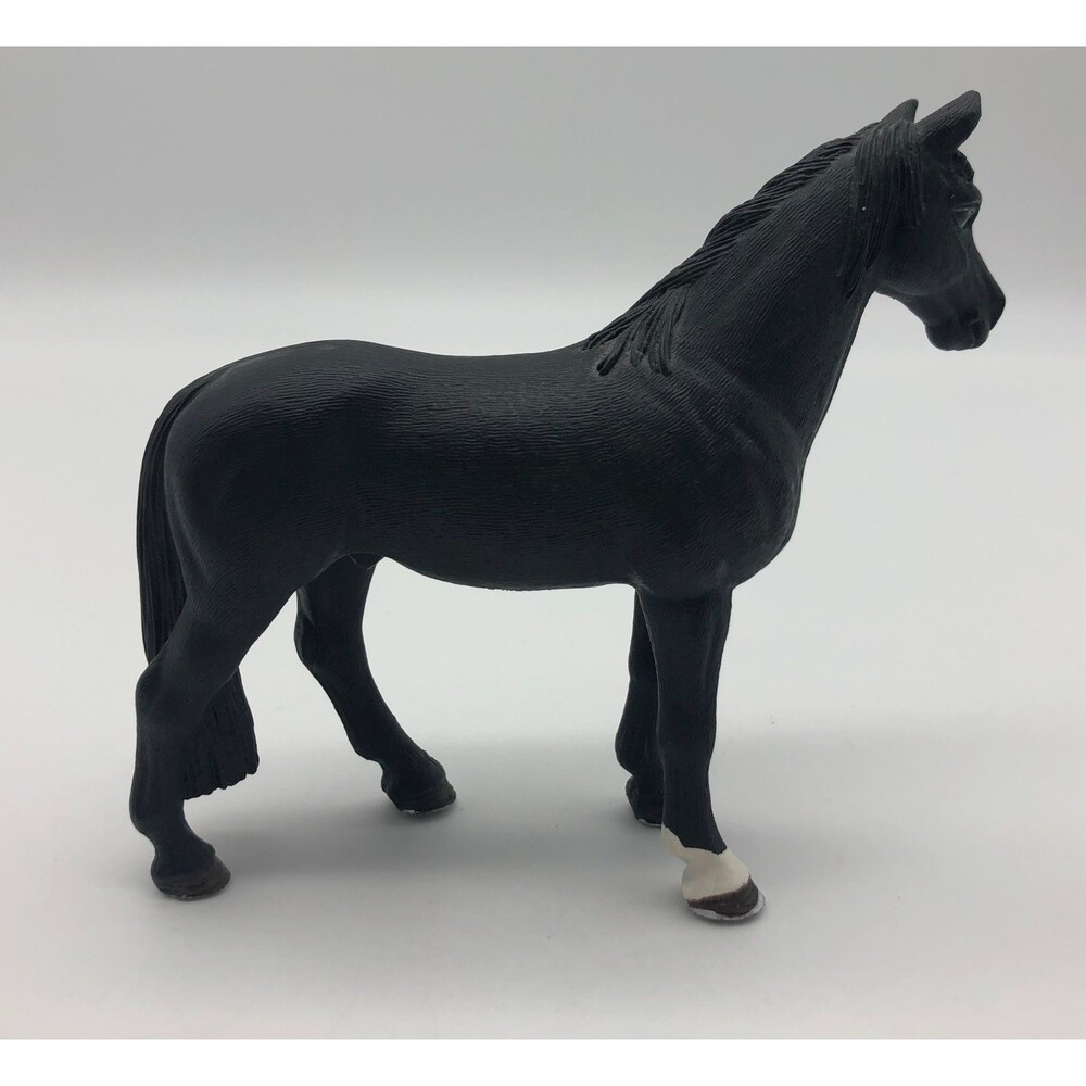 Schleich Tennessee Walker Horse Black Stallion Animal Figure 2008 - Picture 3 of 4